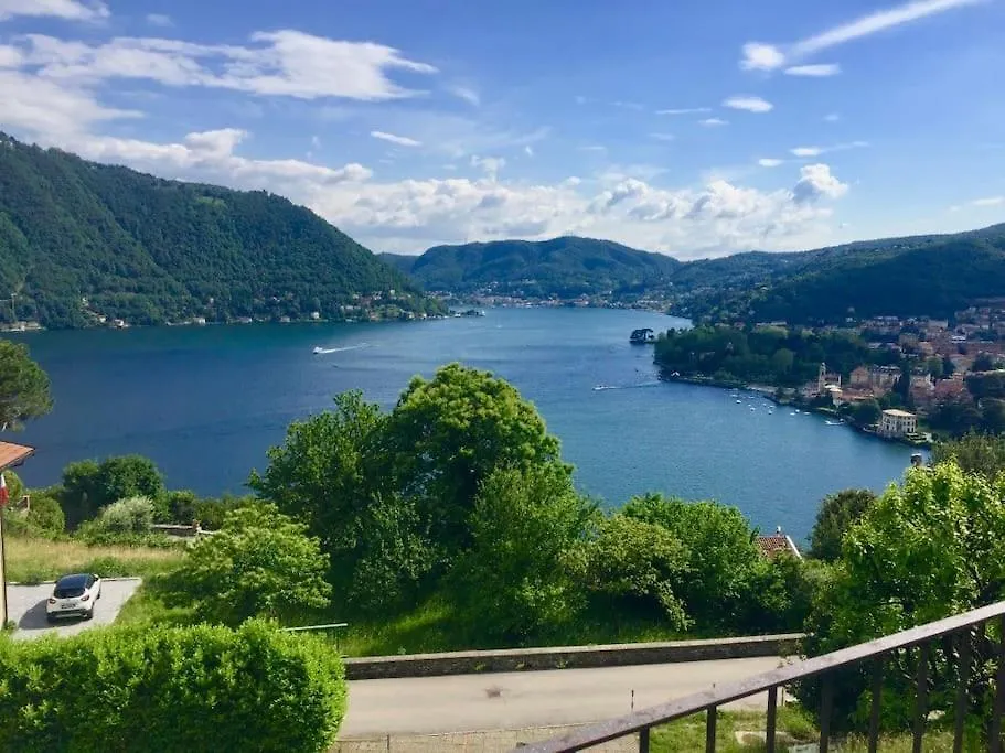 Casa de Férias Lovely Cascina. Stunning Lake Views & Sun Deck Cernobbio