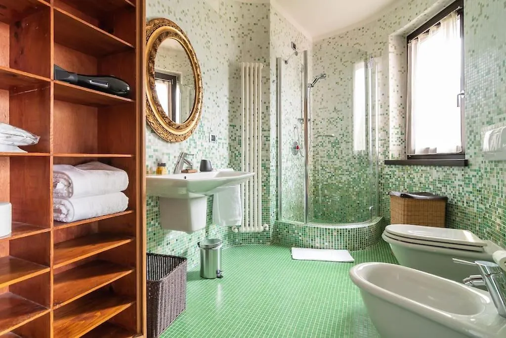Lovely Cascina. Stunning Lake Views & Sun Deck Cernobbio Itália