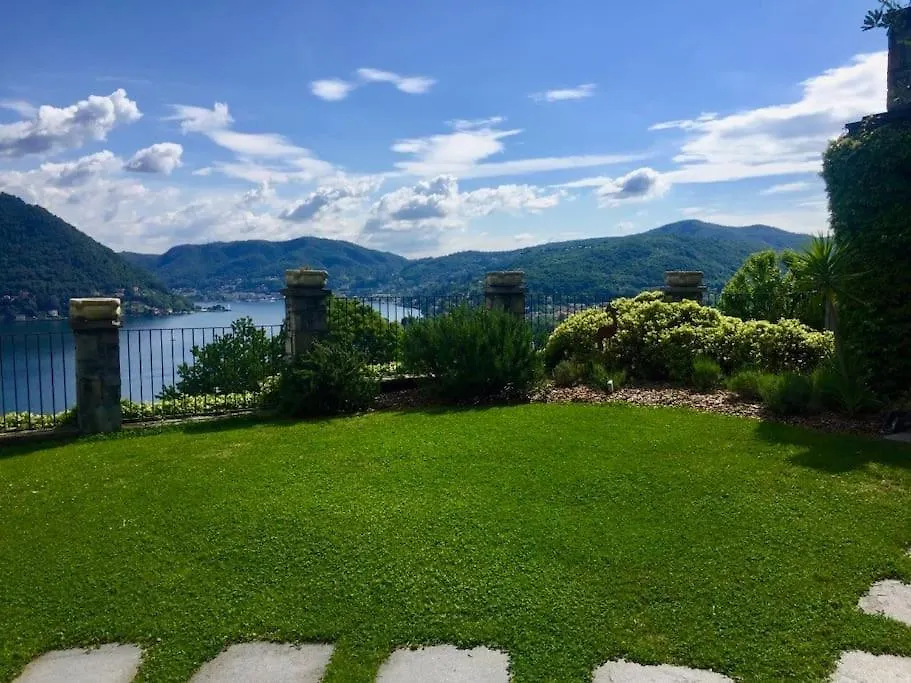 Lovely Cascina. Stunning Lake Views & Sun Deck Cernobbio Casa de Férias