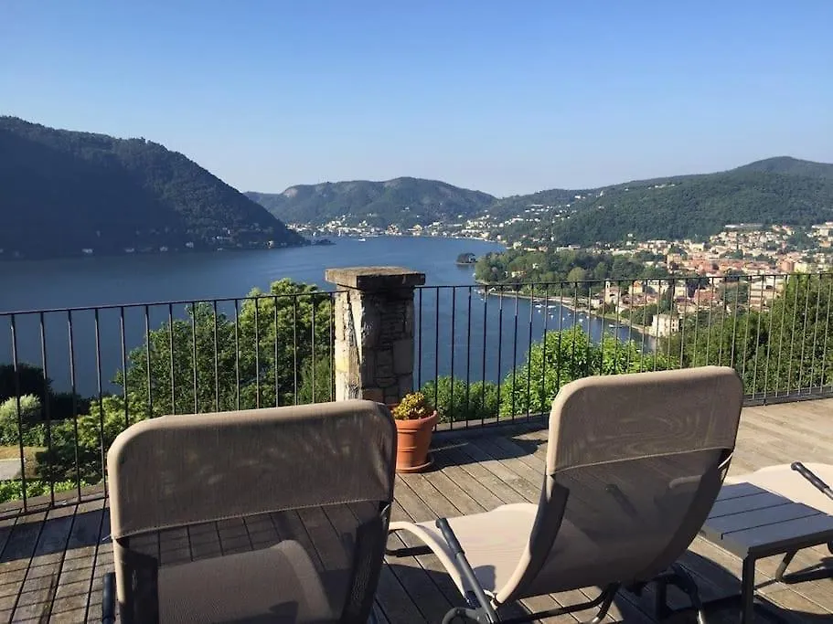 Сasa de vacaciones Lovely Cascina. Stunning Lake Views & Sun Deck Cernobbio Italia